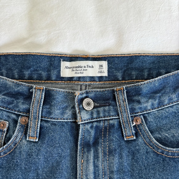 Abercrombie & Fitch Blue Jeans - Picture 2 of 4